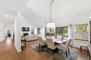 441 S Country Rd, Patchogue, NY 11772 - Photo 11