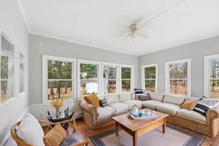 441 S Country Rd, Patchogue, NY 11772 - Photo 17