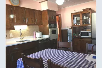 406 Plainview Road, Hicksville, NY 11801 - Photo 9