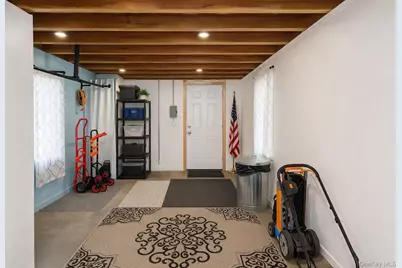 18 Pleasant Road, Lake Peekskill, NY 10537 - Photo 37