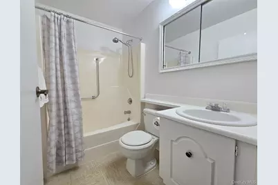 22 Freemont Lane, Coram, NY 11727 - Photo 11