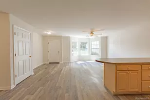 105 Flurry Ln, West Babylon, NY 11704 - Photo 7