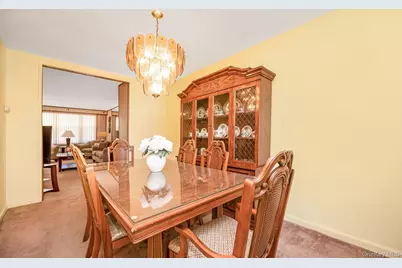 61-43 75th Place, Middle Village, NY 11379 - Photo 9