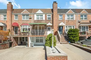 61-43 75th Pl, Middle Village, NY 11379 - Photo 1