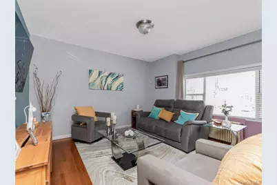 4327 Byron Avenue, Bronx, NY 10466 - Photo 5