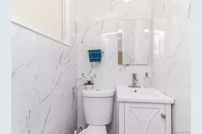 4327 Byron Avenue, Bronx, NY 10466 - Photo 9