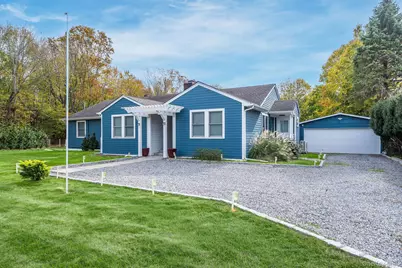 10940 Main Road, East Marion, NY 11939 - Photo 31