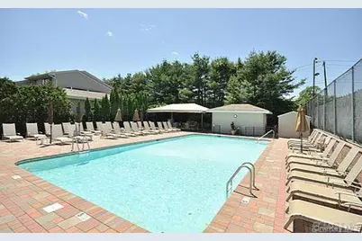 35 Chestnut Lane #71, Woodbury, NY 11797 - Photo 27