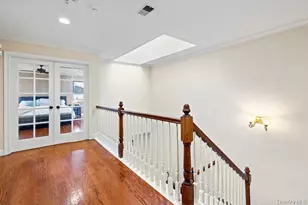 35 Chestnut Ln, Woodbury, NY 11797 - Photo 13