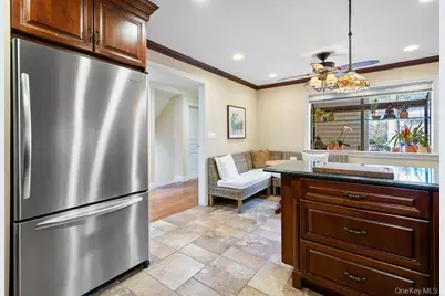 35 Chestnut Lane #71, Woodbury, NY 11797 - Photo 11