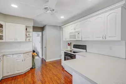 9 Southern Boulevard, Patchogue, NY 11772 - Photo 9