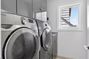 28-26 215th St, Bayside, NY 11360 - Photo 25