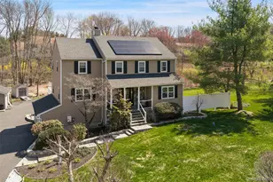 19 Peachtree Dr, Cortlandt Manor, NY 10567 - Photo 3