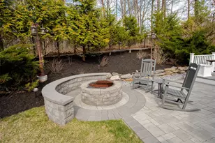 29 Wild Flower Dr, Ridge, NY 11961 - Photo 35