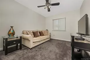 82 Cottonwood Ct, Wantagh, NY 11793 - Photo 13