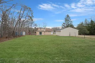 212 Mt Vernon Ave, Medford, NY 11763 - Photo 27