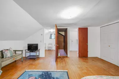 212 Mount Vernon Avenue, Medford, NY 11763 - Photo 21