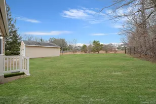 212 Mt Vernon Ave, Medford, NY 11763 - Photo 25