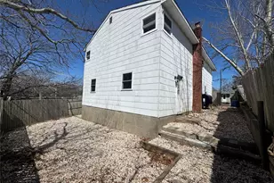 40 Whitestone Rd, Sound Beach, NY 11789 - Photo 23