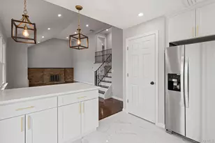 2386 Hampton Ave, Seaford, NY 11783 - Photo 19