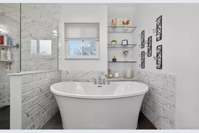 28 Timber Ridge Drive, Commack, NY 11725 - Photo 37