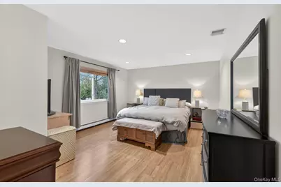 28 Timber Ridge Drive, Commack, NY 11725 - Photo 33