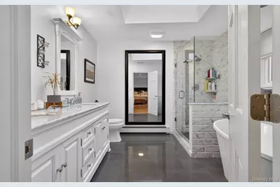 28 Timber Ridge Drive, Commack, NY 11725 - Photo 35