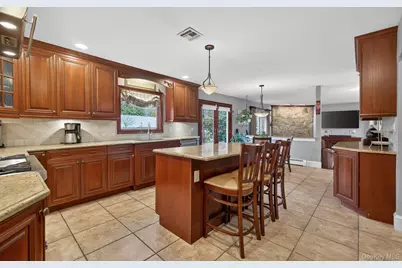 28 Timber Ridge Drive, Commack, NY 11725 - Photo 23