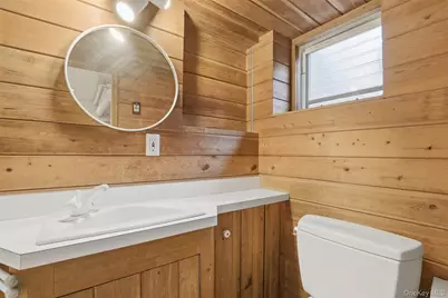 12 Little John Place, White Plains, NY 10605 - Photo 35