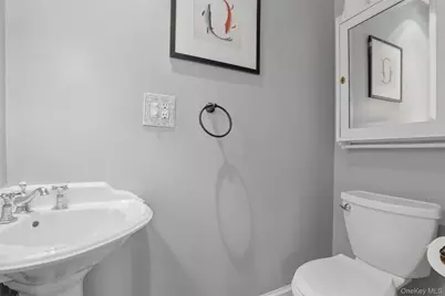 12 Little John Place, White Plains, NY 10605 - Photo 15