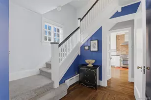 12 Little John Pl, White Plains, NY 10605 - Photo 3