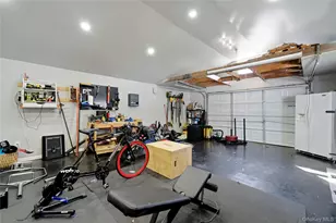 205 Oak St, Patchogue, NY 11772 - Photo 21