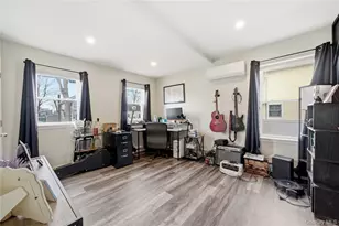 205 Oak St, Patchogue, NY 11772 - Photo 13