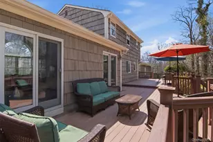 1 Carriage Ct, Stony Brook, NY 11790 - Photo 33