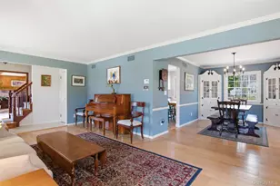1 Carriage Ct, Stony Brook, NY 11790 - Photo 9