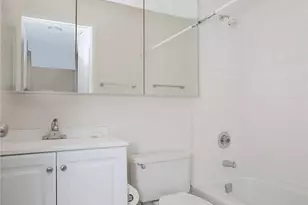 62-54 97th Pl, Rego Park, NY 11374 - Photo 9