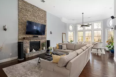 7 Riga Lane, Melville, NY 11747 - Photo 9