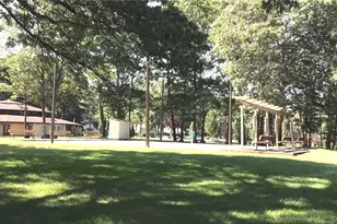 368 Woodbridge Dr, Ridge, NY 11961 - Photo 21