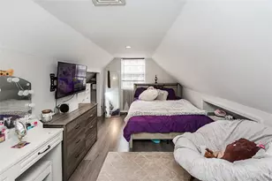 129 Norwalk Ave, Medford, NY 11763 - Photo 19