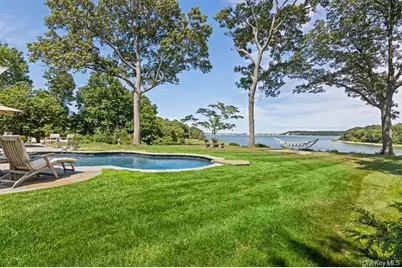 88 Dyke Road, Setauket, NY 11733 - Photo 7