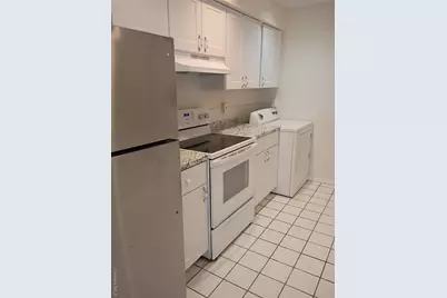 87 Hill Court #87, Calverton, NY 11933 - Photo 3