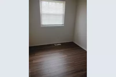 87 Hill Court #87, Calverton, NY 11933 - Photo 9