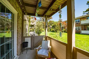 21 Glen Hollow Dr, Holtsville, NY 11742 - Photo 15