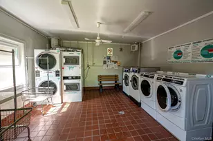 21 Glen Hollow Dr, Holtsville, NY 11742 - Photo 21