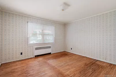 64 Arlyn Drive E, Massapequa, NY 11758 - Photo 9