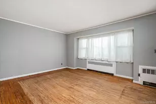 64 Arlyn Dr E, Massapequa, NY 11758 - Photo 3