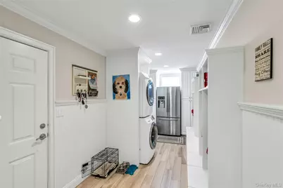 1 Kings Court, Hauppauge, NY 11788 - Photo 25