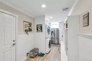 1 Kings Ct, Hauppauge, NY 11788 - Photo 25