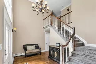 1 Kings Ct, Hauppauge, NY 11788 - Photo 7