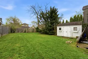 147 Church Ave, Islip, NY 11751 - Photo 35